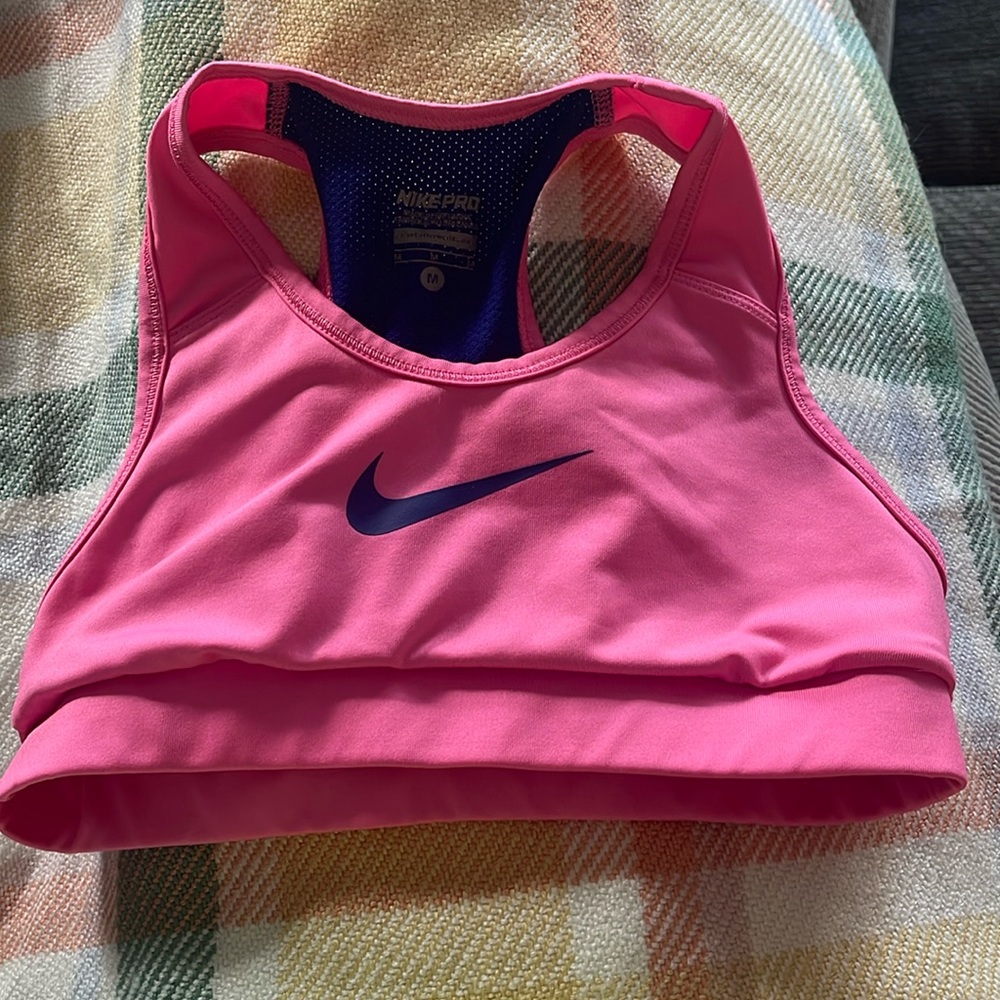 Girls Nike pro top